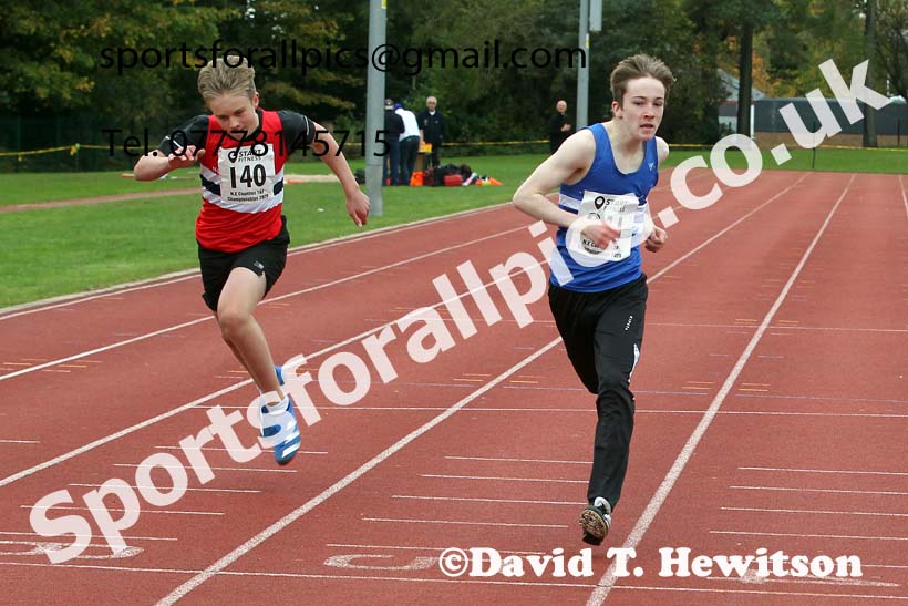 200 metres, NECAA Open Meeting, Morpeth, Sunday, October 18th. David T. Hewitson/Sports for All Pics